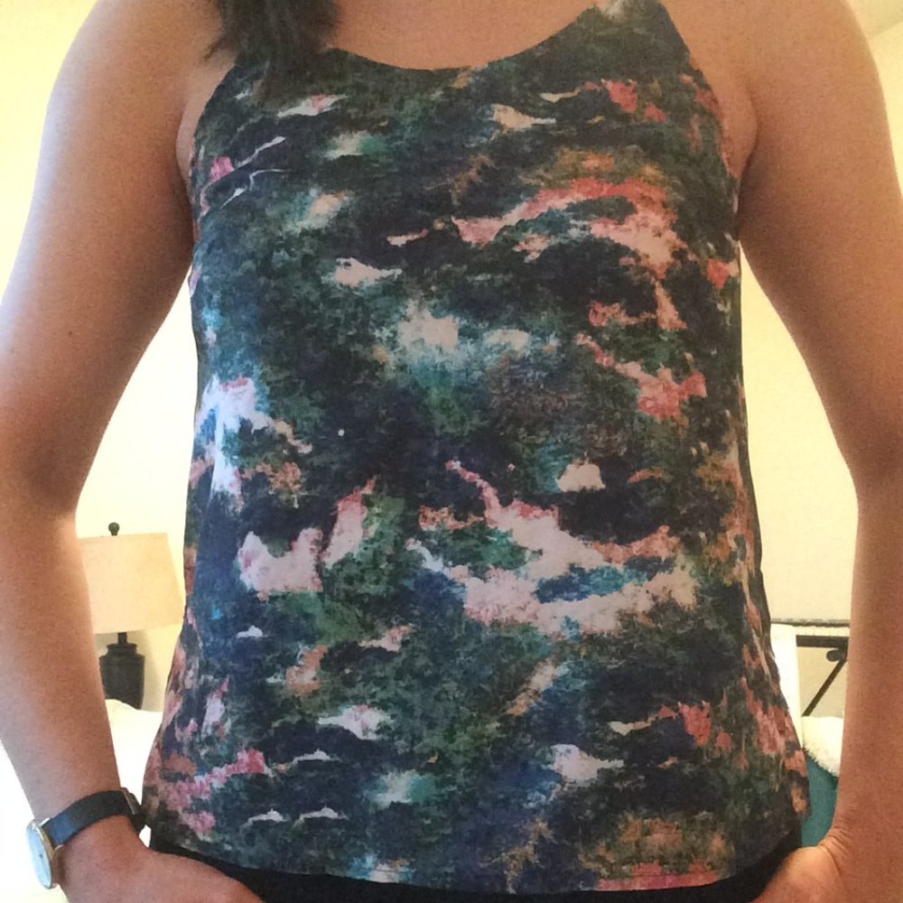 H&M Racerback top - Picture 3 of 3
